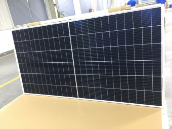 نصف خلية 9BB أحادية الألواح الشمسية 400W 