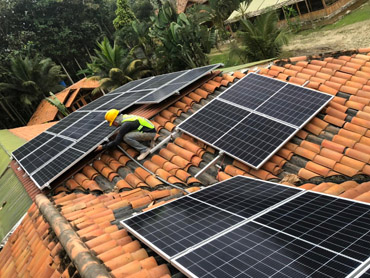 الإكوادور 5KW نظام الكهروضوئية خارج الشبكة - DAH الشمسية 540W PV الوحدة النمطية